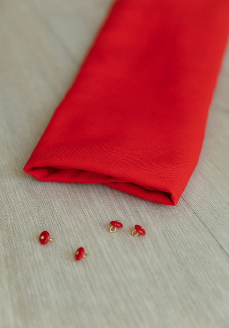 Tissu sergé de viscose uni Rouge Passion - par 10 cm