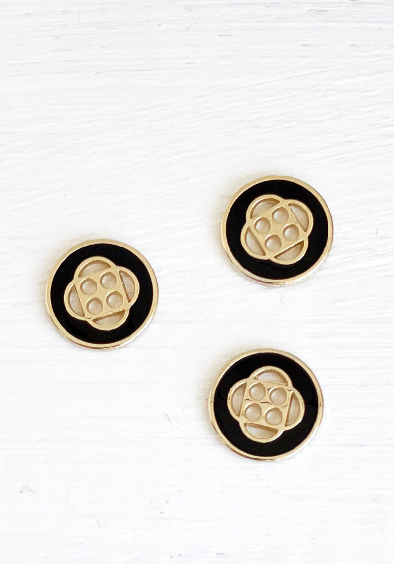 Poppy Black Gold Button 15 and 18 mm